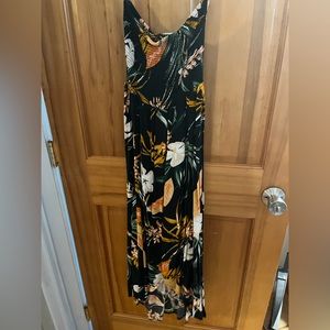 Hawaiian tube top dress, open layered in front size small medium